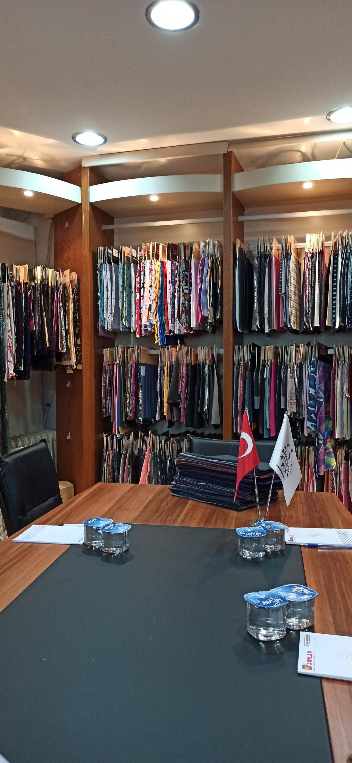 ARILAR KUMAŞ VE TEKSTİL TİC SAN.LTD ŞTİ fotoğraf 2