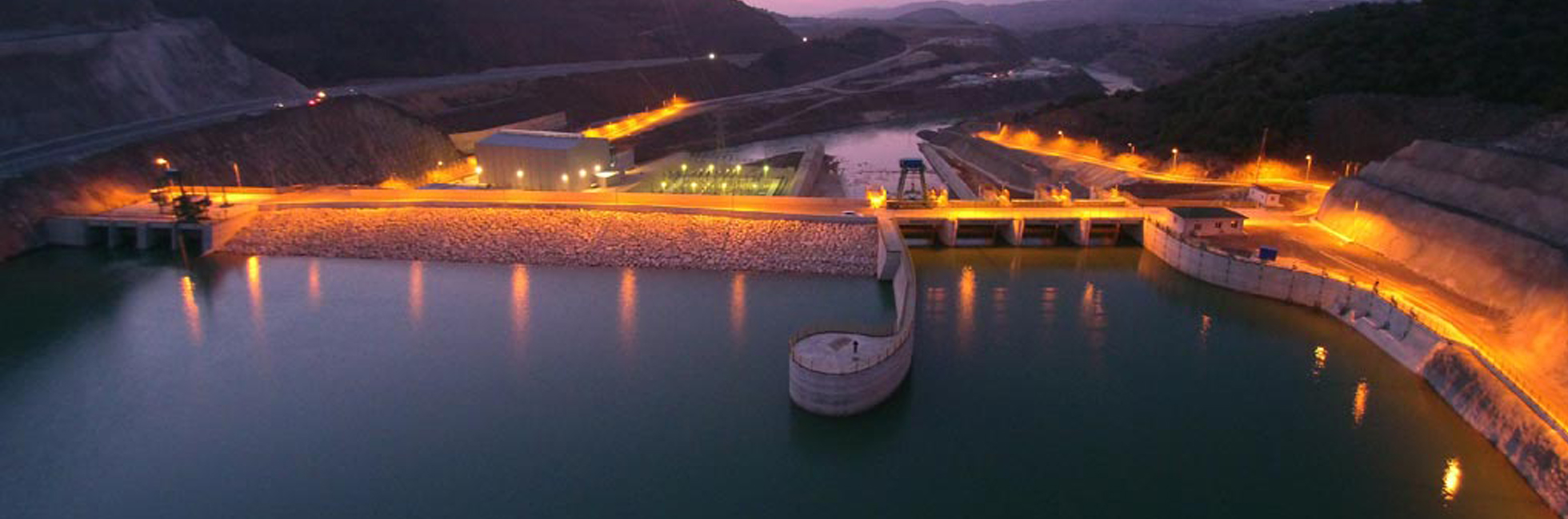 MANAHOZ YAPI İNŞAAT HAFRİYAT NAKLİYAT VE TİCARET LTD. ŞTİ. fotoğraf 5