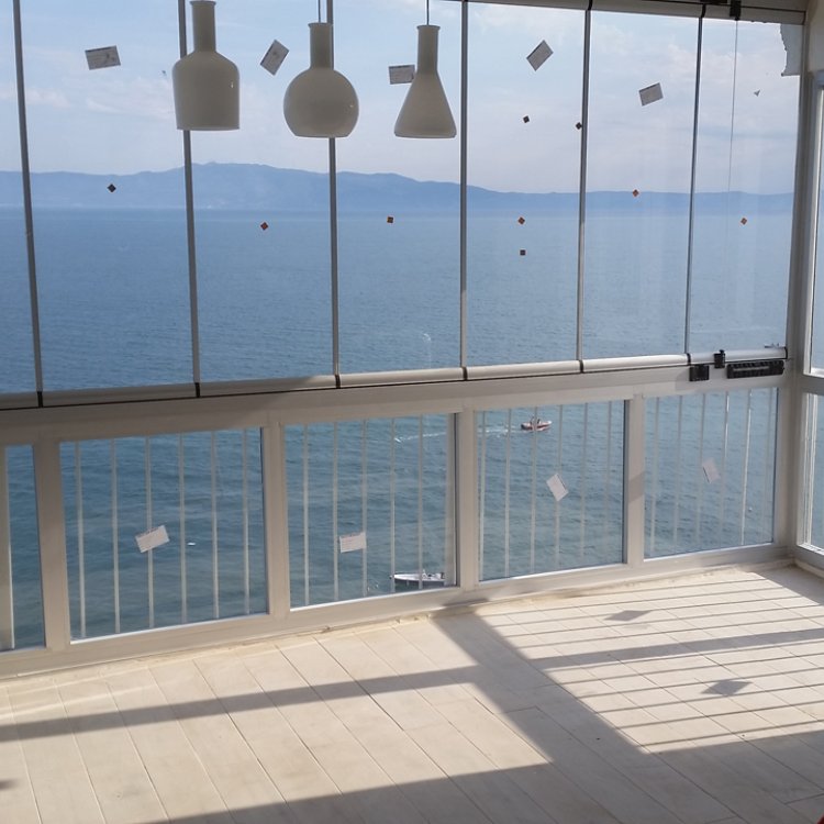 Nilüfer Cam Balkon fotoğraf 1