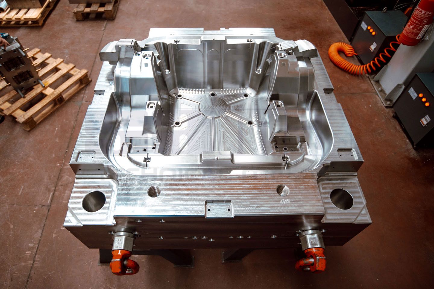 Sama Technical molds fotoğraf 2