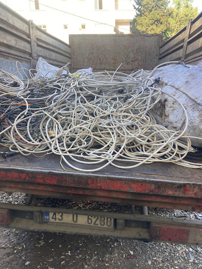 HURDACI METİN kapak görseli
