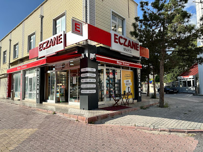 MAYIS ECZANESİ kapak görseli