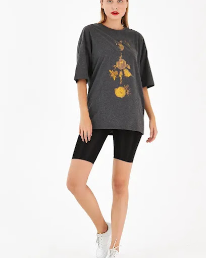 Turkish Clothing Manufacturer - LOW MOQ kapak görseli