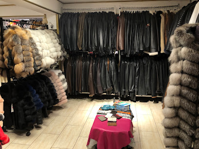 Rainbow Leather & Fur kapak görseli