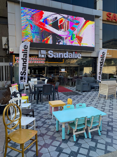 Sandalie Demirhendek 2 kapak görseli
