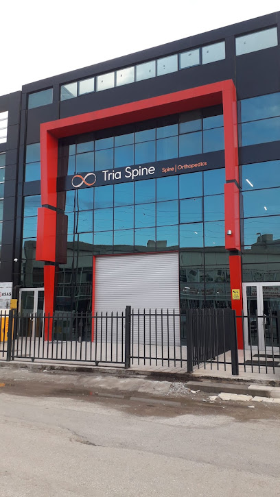 Tria Spine & Orthopedics kapak görseli