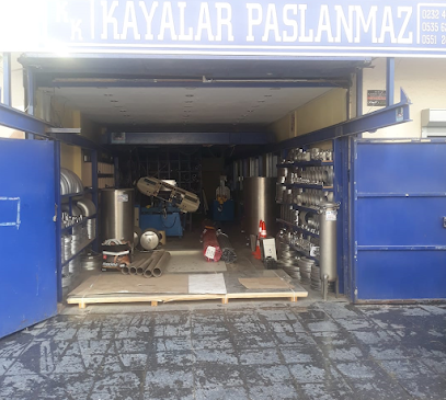 KAYALAR PASLANMAZ kapak görseli