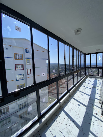 Gri Yapı Cam Balkon - Pergole ve Veranda Yapımı kapak görseli