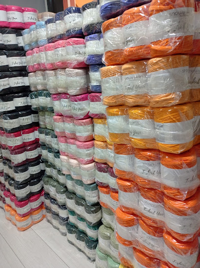 Snowy Yarn kapak görseli