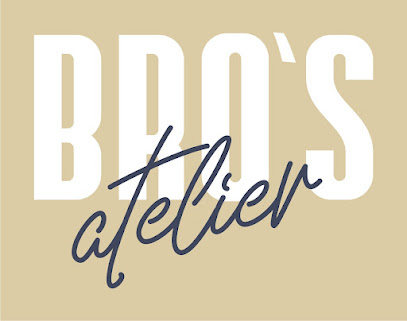 Bro's Atelier - LUNABOX SNACK-AUTOMAT kapak görseli
