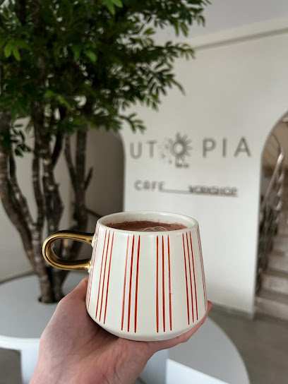 Utopia Cafe and Workshop kapak görseli