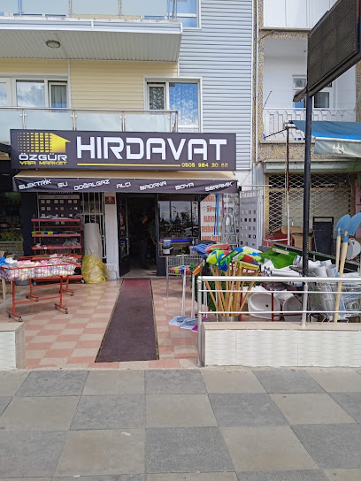 Özgür yapı market kapak görseli
