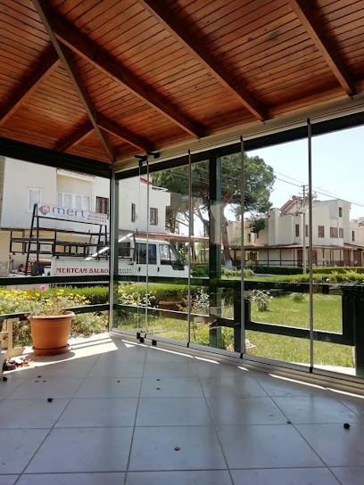 Mert cam balkon kapak görseli